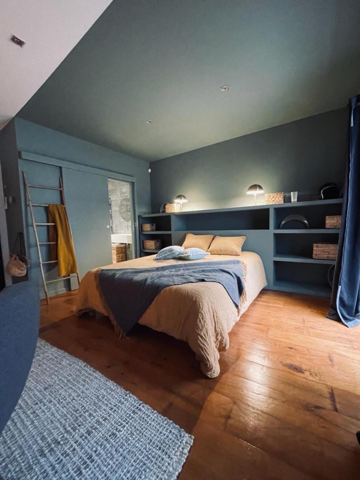 Chambre Dans Maison De Ville Avec Piscine Et Garage En Centre Ville Montpellier Esterno foto